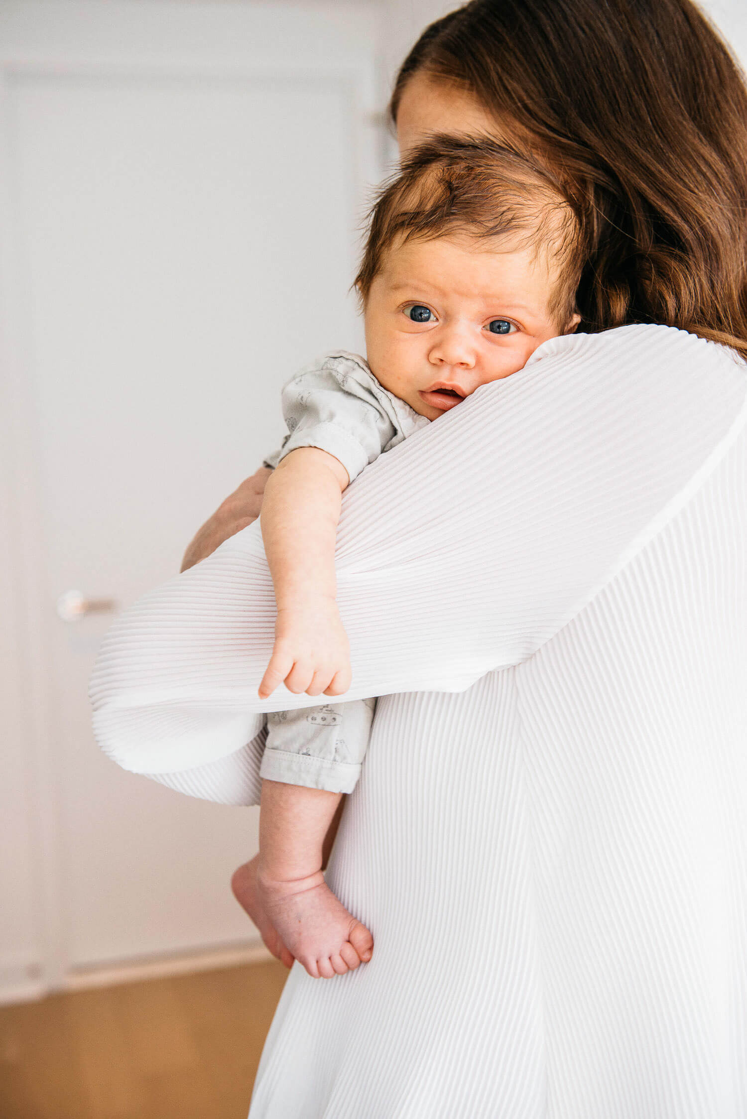 Welcoming Baby #2: A Cozy Brooklyn Heights Newborn Session